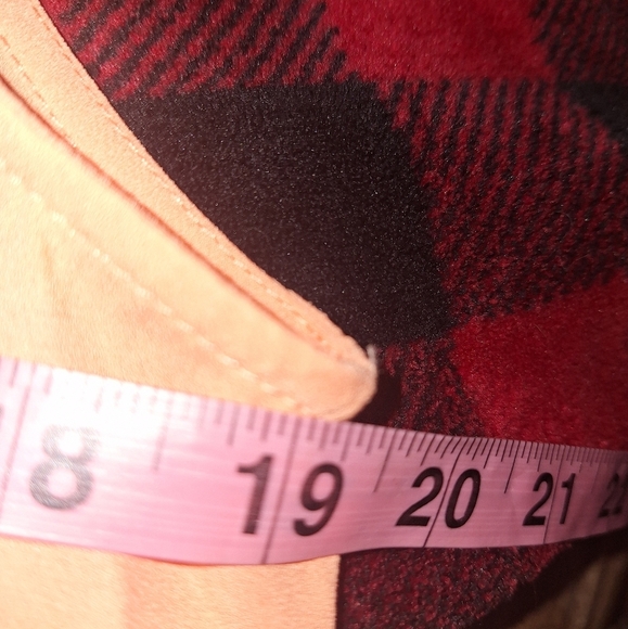 Elegant Coral Naked Zebra Sleeveless Romper In A Size Medium. EUC - Picture 6 of 10